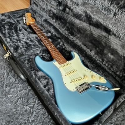 Fender Player Plus Mexico Opal Spark